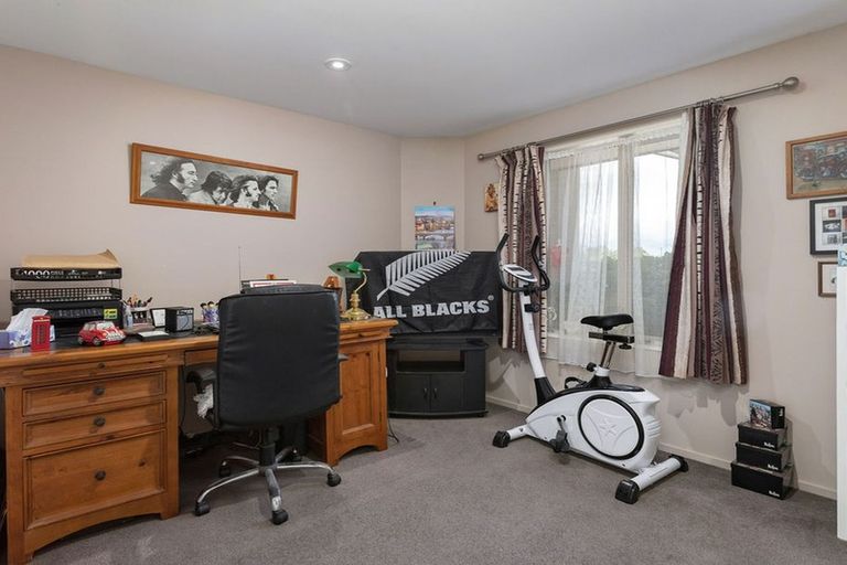 Photo of property in 27 Dryden Avenue, Rolleston, 7614