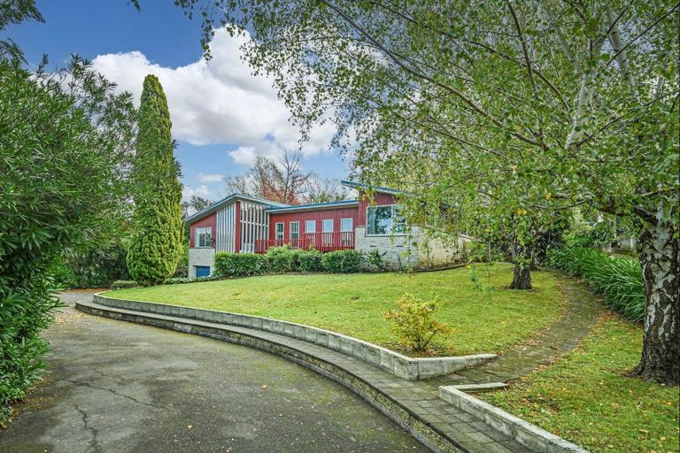 Photo of property in 12 Lovat Street, Havelock North, 4130