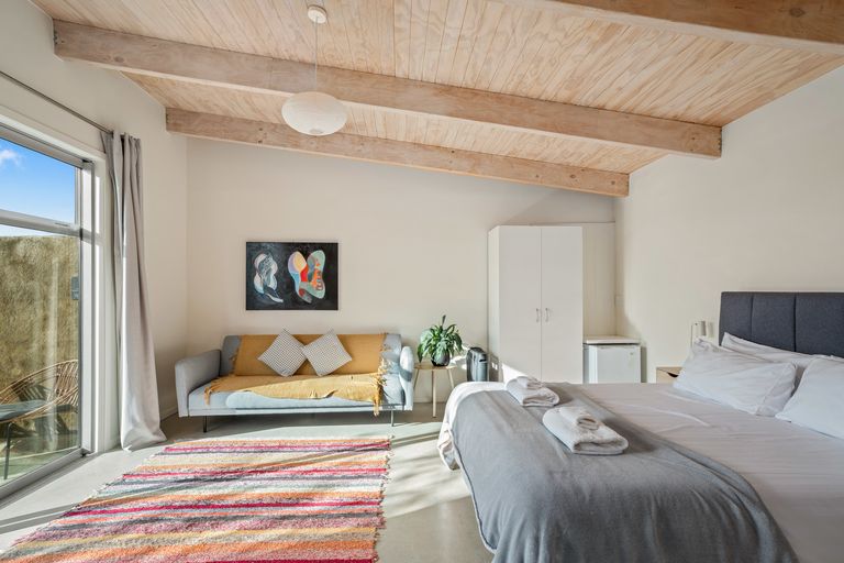 Photo of property in 18 Hidden Hills Drive, Wanaka, 9305