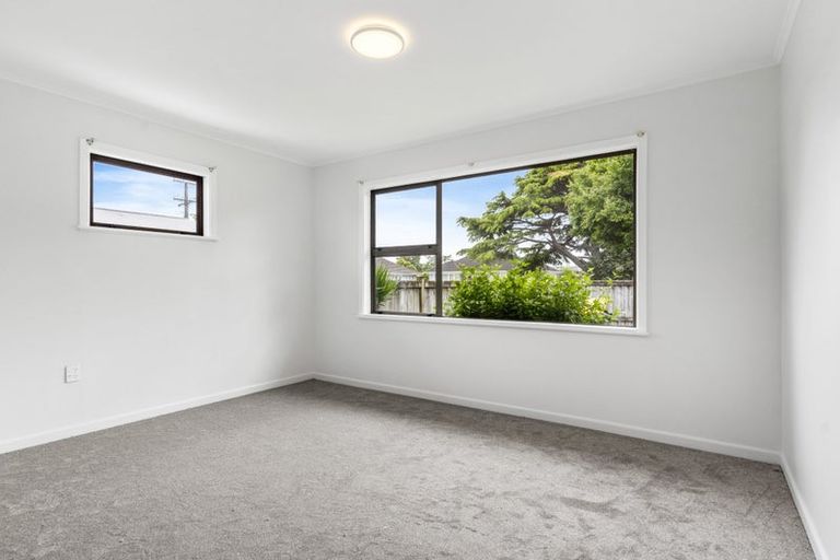 Photo of property in 1/49 Kelvin Road, Papakura, 2110