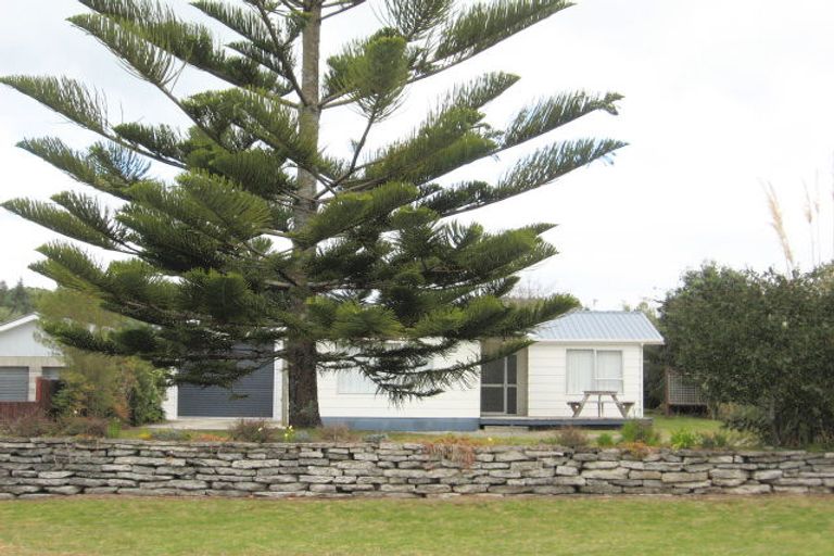 Photo of property in 219 Kiwi Road, Whangamata, 3620