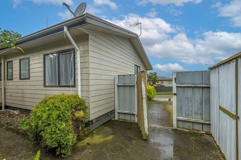 Photo of property in 21 Dahlstrom Grove, Kelvin Grove, Palmerston North, 4414