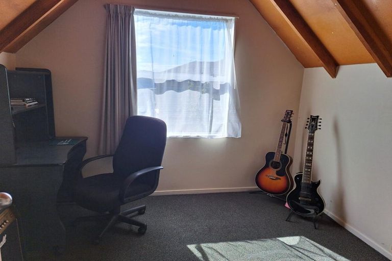 Photo of property in 36 Rimu Street, New Lynn, Auckland, 0600