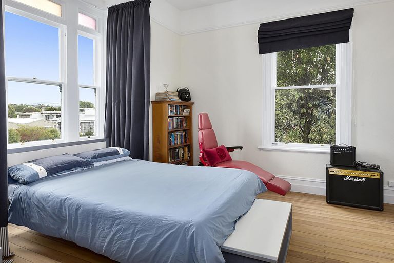 Photo of property in 77 Hawthorn Avenue, Mornington, Dunedin, 9011