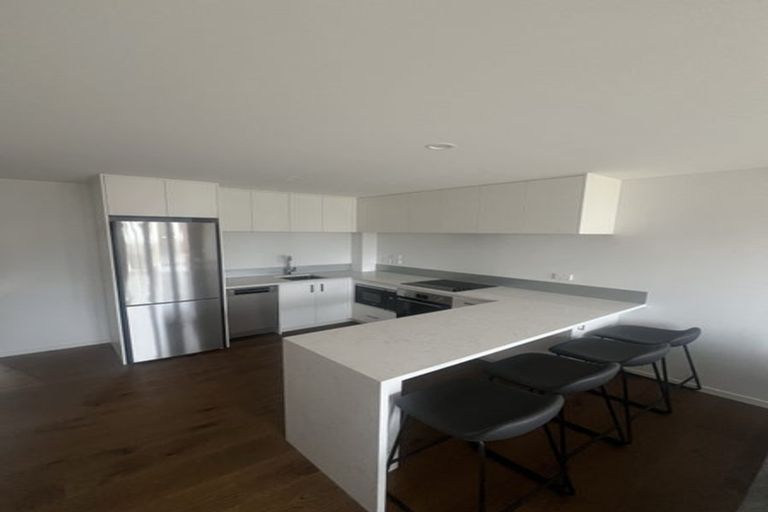 Photo of property in 14 Te Puketoka Lane, Mangere, 2022