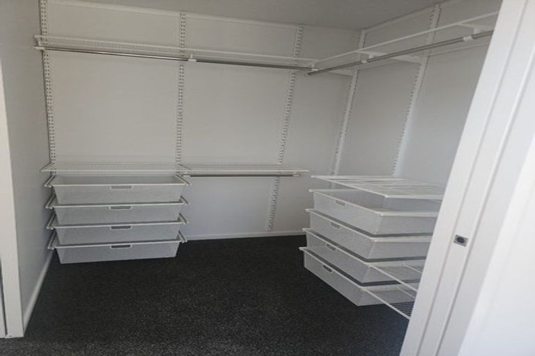 Photo of property in 2 Ellmers Street, Woodend, 7610