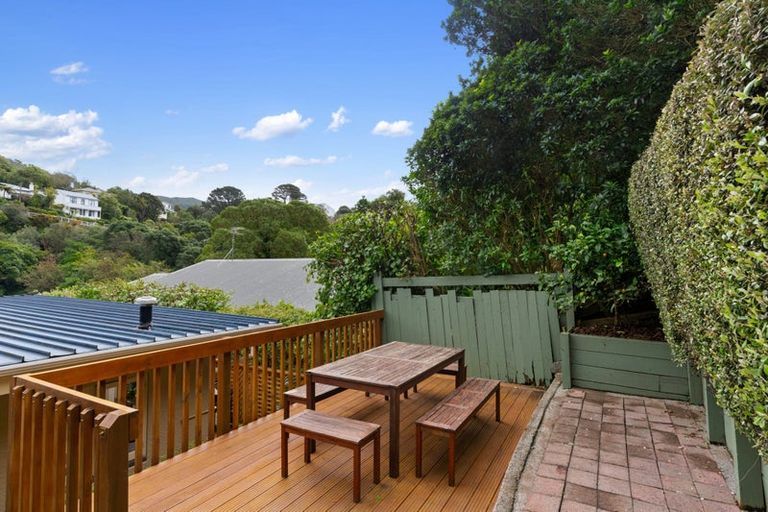 Photo of property in 70 Curtis Street, Northland, Wellington, 6012