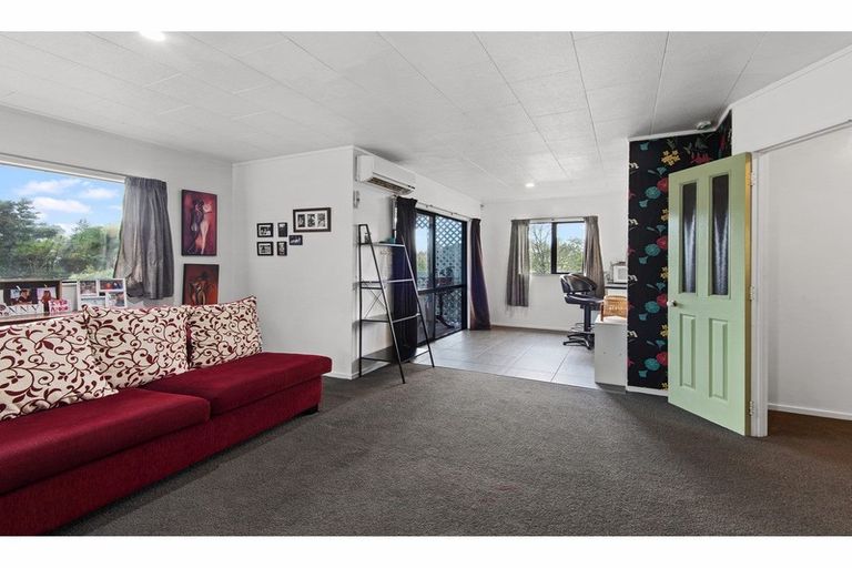 Photo of property in 19b Ogle Crescent, Te Kamo, Whangarei, 0112