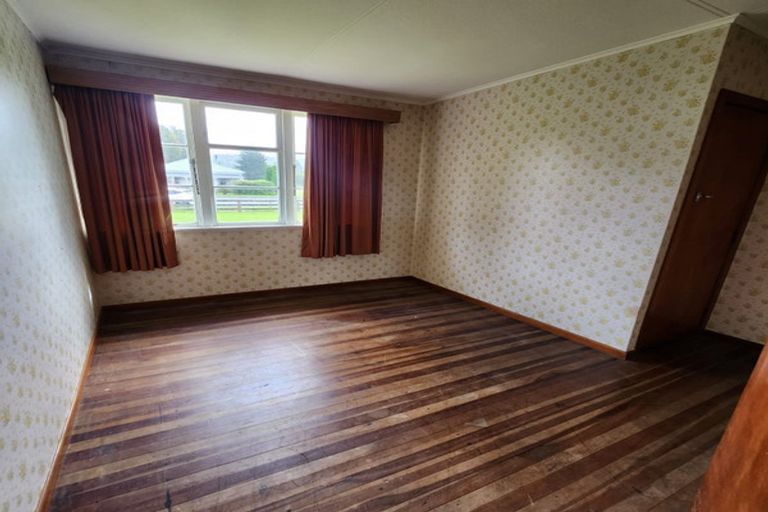 Photo of property in 23 Stanly Street, Eketahuna, 4900