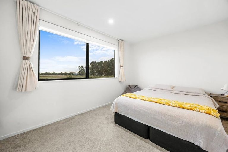 Photo of property in 77 John Gray Street, Papakura, 2110