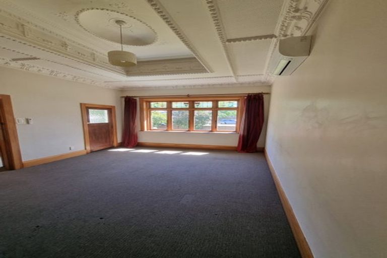 Photo of property in 10 Limbrick Street, Terrace End, Palmerston North, 4410