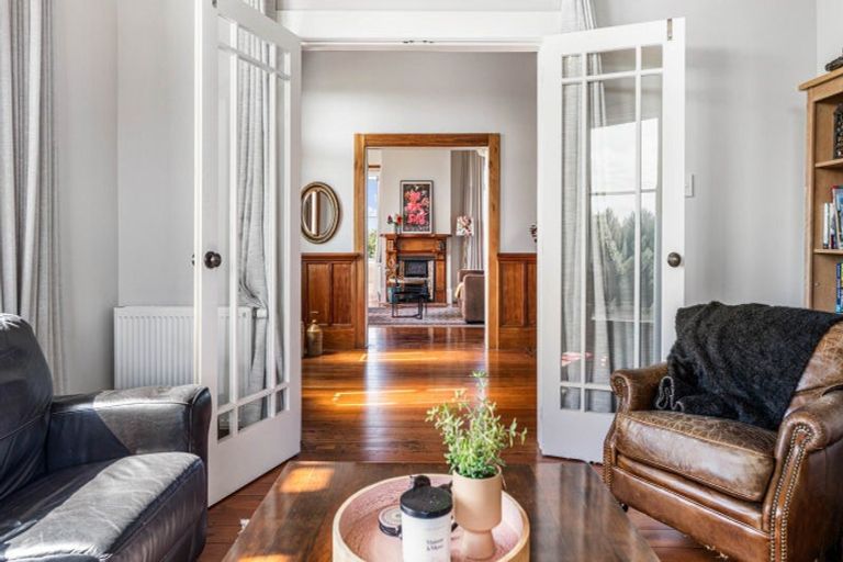 Photo of property in 111 Wharf Road, Clarks Beach, Pukekohe, 2679