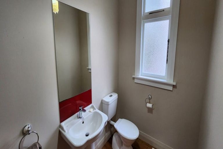 Photo of property in 123 Wairau Road, Oakura, 4314