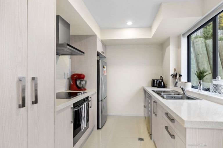 Photo of property in 69u6 Sheridan Terrace, Johnsonville, Wellington, 6037