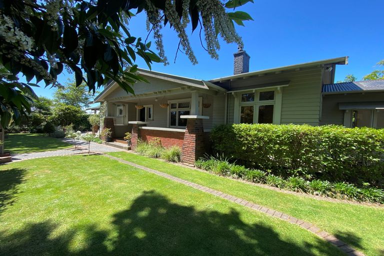 Photo of property in 3 Langston Avenue, Palmerston North, 4414