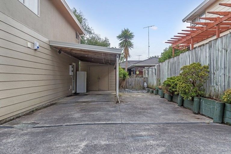 Photo of property in 18b Holiday Road, Stanmore Bay, Whangaparaoa, 0932