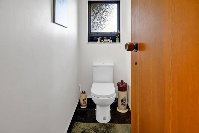 Photo of property in 1225 Egmont Road, Egmont Village, New Plymouth, 4372