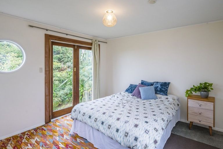 Photo of property in 134 Seaview Road, Paraparaumu Beach, Paraparaumu, 5032