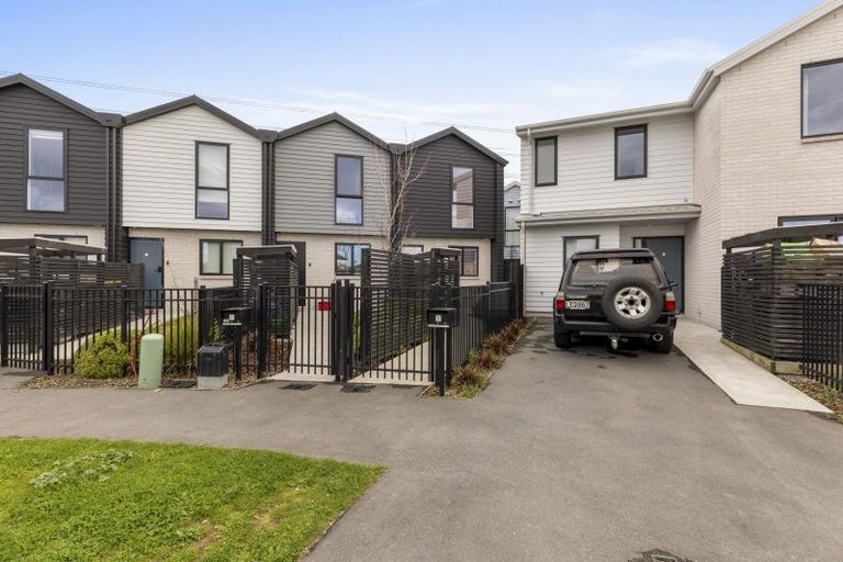 Photo of property in 63 Miromiro Street, Broomfield, Christchurch, 8042