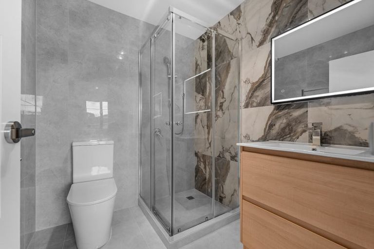 Photo of property in 193d Mahia Road, Wattle Downs, Auckland, 2103