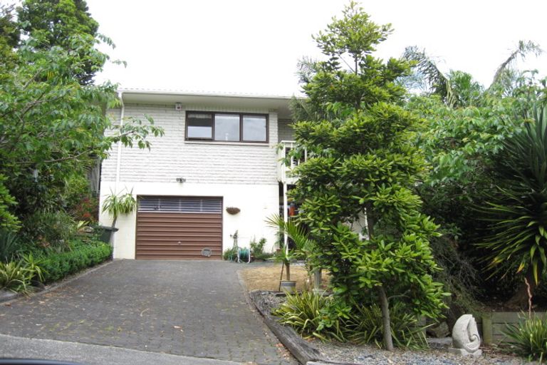 Photo of property in 8 Len Brown Place, Pukekohe, 2120