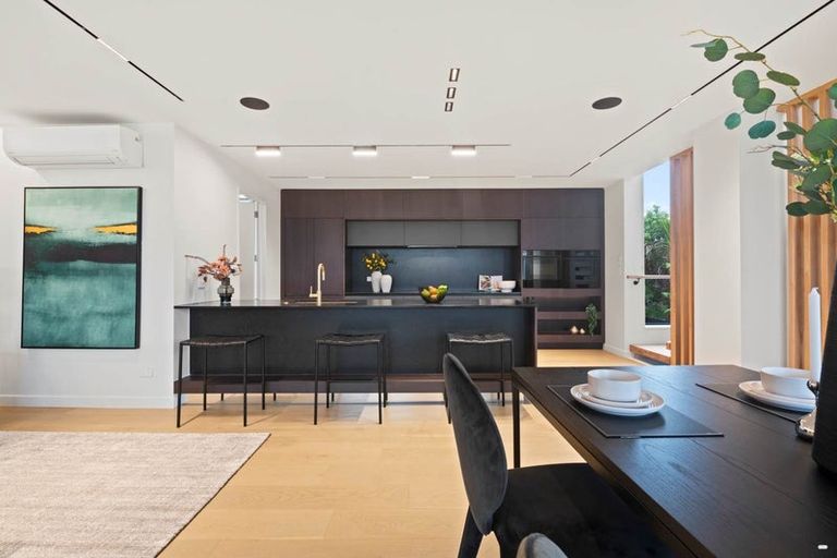 Photo of property in 48a Merani Street, Belmont, Auckland, 0622