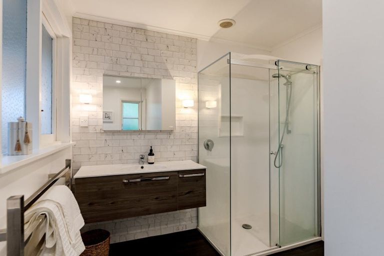 Photo of property in 41 Fraser Avenue, Johnsonville, Wellington, 6037