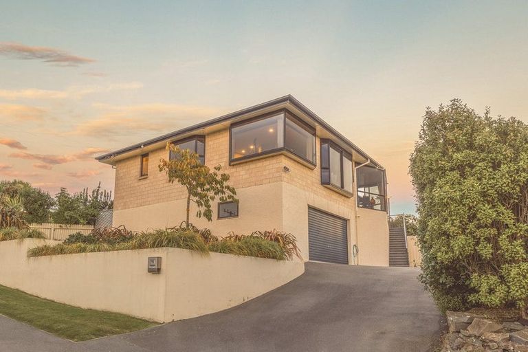 Photo of property in 116 Major Hornbrook Road, Mount Pleasant, Christchurch, 8081