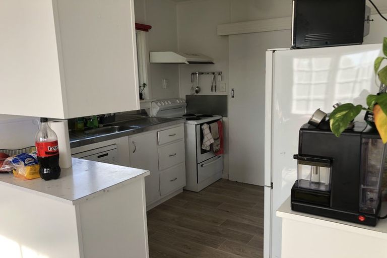 Photo of property in 54 Mark Avenue, Paparangi, Wellington, 6037