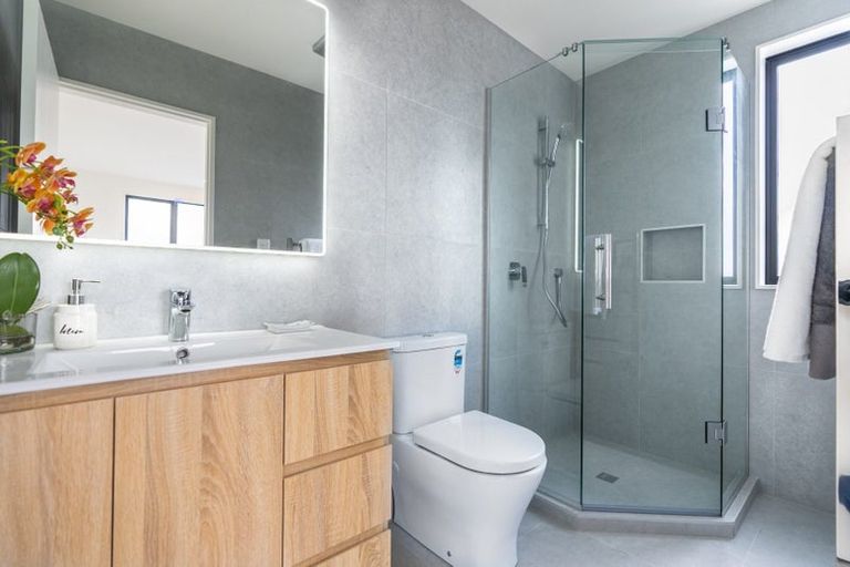 Photo of property in 1a Springfield Street, Forrest Hill, Auckland, 0620