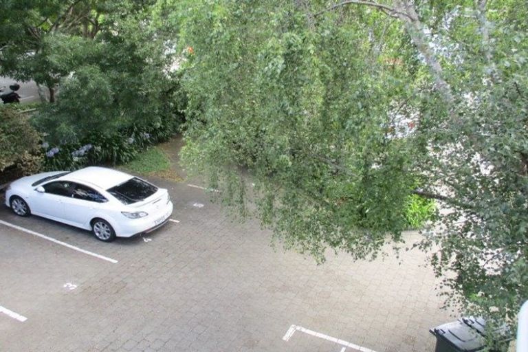 Photo of property in 1u5 Brooklyn Road, Mount Cook, Wellington, 6011