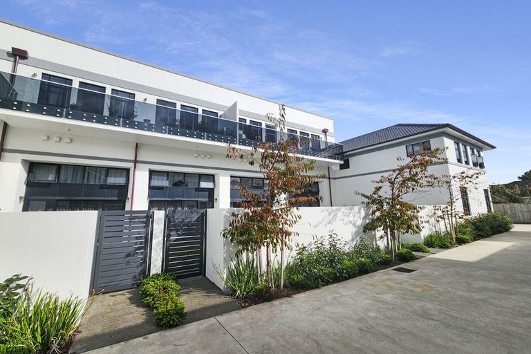 Photo of property in 157/g04 Waterloo Road, Hutt Central, Lower Hutt, 5010