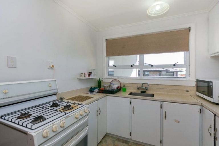 Photo of property in 160 Tukapa Street, Westown, New Plymouth, 4310