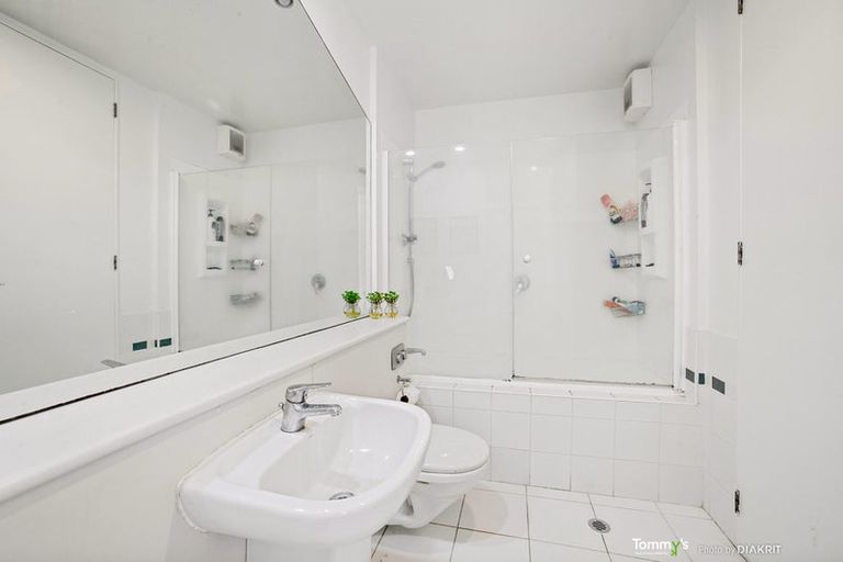 Photo of property in Sirocco Apartments, 607/8u Church Street, Wellington Central, Wellington, 6011