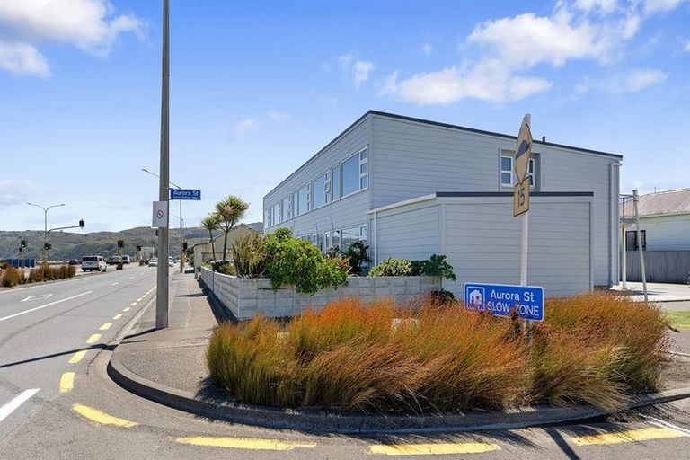 Photo of property in 1 Aurora Street, Petone, Lower Hutt, 5012