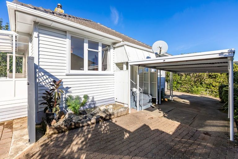 Photo of property in 25 Mckillop Street, Ranui, Porirua, 5024