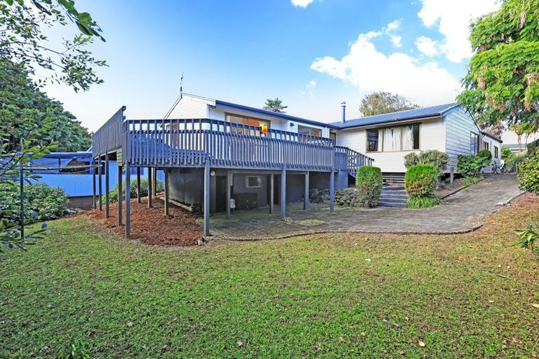 Photo of property in 80 Eugenia Rise, Totara Heights, Auckland, 2105