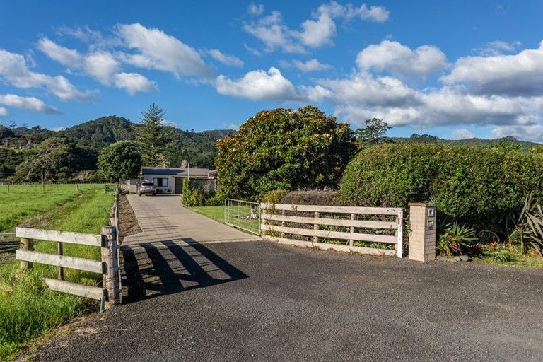 Photo of property in 1175 Tiki Sh25 Road, Coromandel, 3506