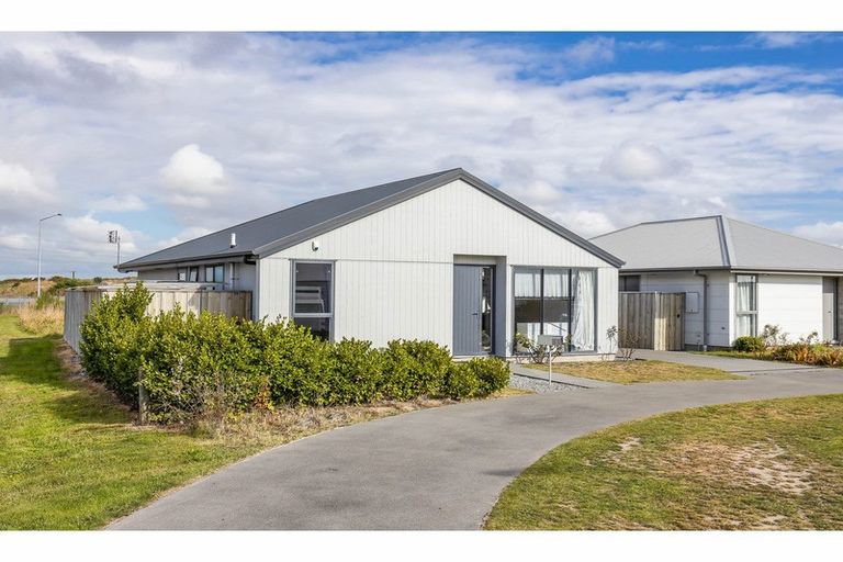 Photo of property in 1 Tippet Crescent, Wigram, Christchurch, 8025