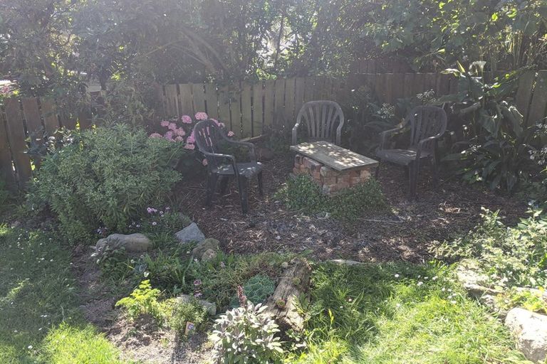 Photo of property in 16 Coromandel Street, Newtown, Wellington, 6021