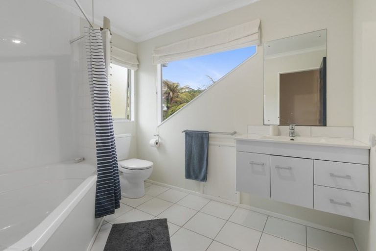 Photo of property in 11 Mulberry Lane, Bellevue, Tauranga, 3110