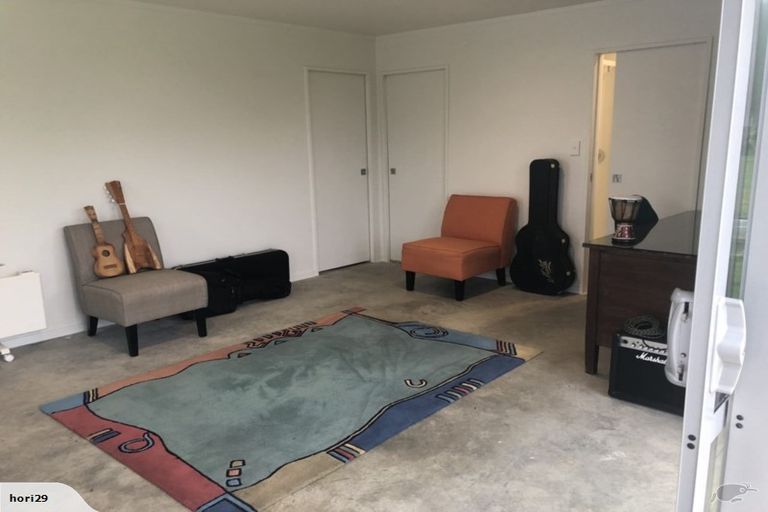Photo of property in 100 Pohutukawa Drive, Levin, 5571