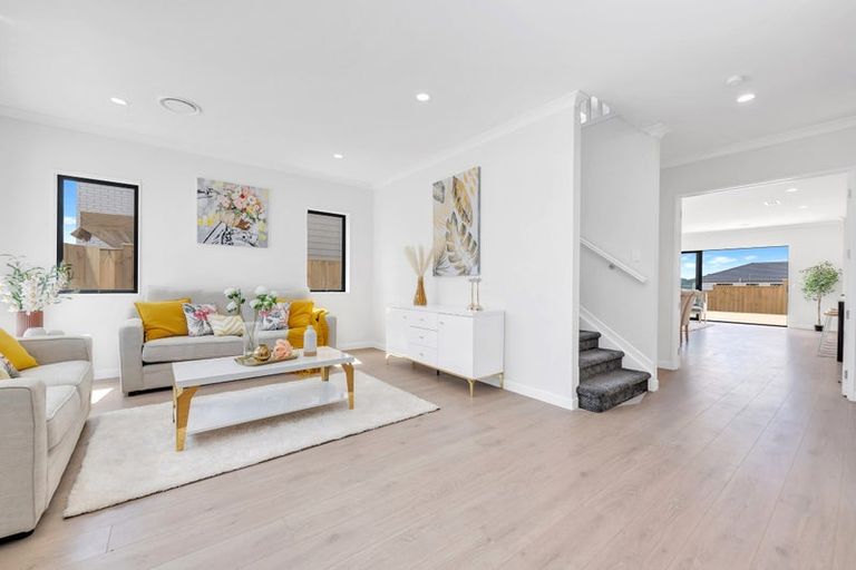 Photo of property in 19 Dungloe Avenue, Flat Bush, Auckland, 2019