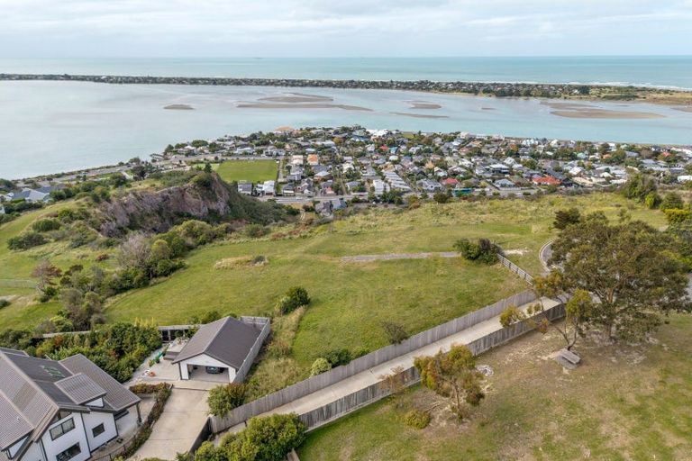 Photo of property in 31 Glendevere Terrace, Redcliffs, Christchurch, 8081