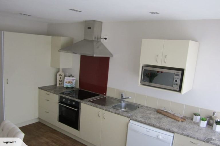 Photo of property in 2/68 Nortons Road, Avonhead, Christchurch, 8042