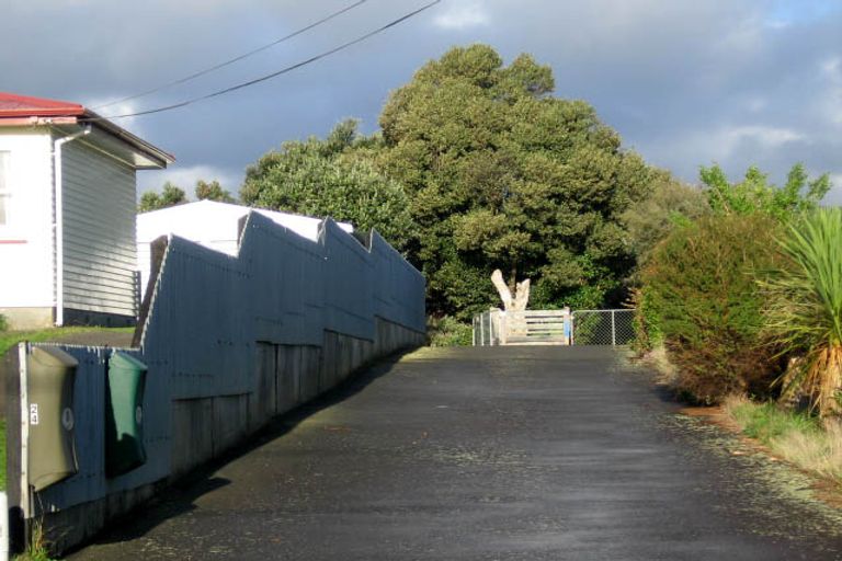 Photo of property in 24 Michael Road, Paraparaumu Beach, Paraparaumu, 5032