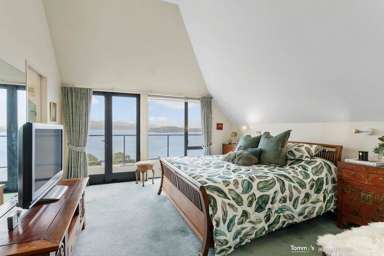 Photo of property in 10 Shalimar Crescent, Khandallah, Wellington, 6035