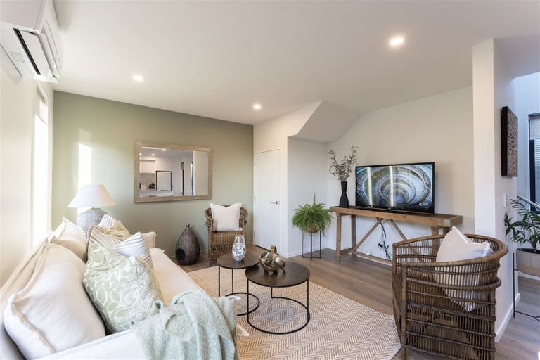 Photo of property in 2/55 Cleveland Street, Edgeware, Christchurch, 8013