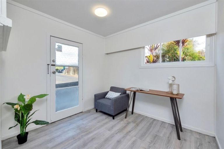 Photo of property in 57 Metcalfe Road, Ranui, Auckland, 0612