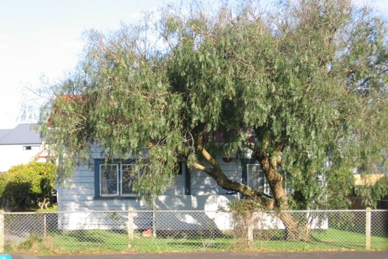 Photo of property in 167 Massey Street, Frankton, Hamilton, 3204